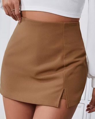 Brown High-Waisted Skort with Side Slit – Glossy Finish